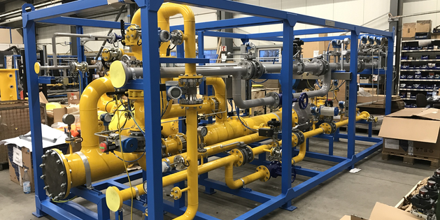 ready-to-use rack in a container design